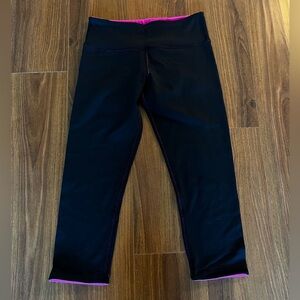 Lululemon reversible cropped leggings